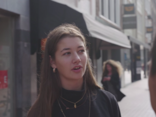 "Nagefloten worden door mannen is een machtsspelletje"