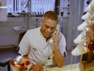 DOCU: Hoe het Rotterdamse Ikazia Ziekenhuis patiënten een mooie kerst bezorgt