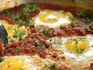 Sunday Breakfast: Shakshuka van The Bombay Chef