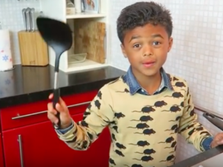 Dit zijn de schattige kookvideo's van Shane Kluivert (8)