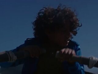 Yellow Claw blikt terug op een heftig 2016 in nieuwe video