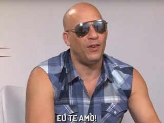 VIDEO: Vin Diesel probeert Braziliaanse interviewster te versieren