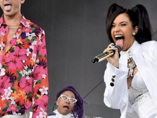 Cardi B de DiXte met I Like It featuring Bad Bunny & J Balvin