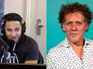 Youssef krijgt oplicht-appje tijdens uitzending, Kees van der Spek geeft advies