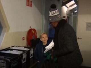 11-jarige jongen zamelt geld in voor ondergoed voor Utrechtse daklozen