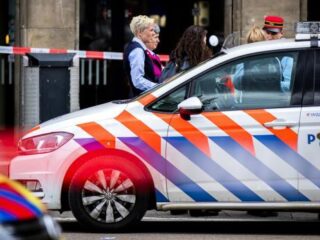 Kind neergestoken in Amsterdam Zuidoost