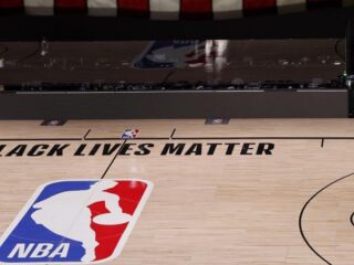 Amerikaanse sportwereld staakt uit protest tegen politiegeweld: "We eisen verandering"