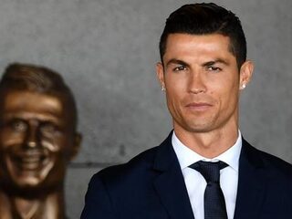 Cristiano Ronaldo krijgt eindelijk standbeeld dat wel op hem lijkt