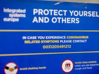 300 mogelijk met corona besmette carnavalsvierders gezocht in grensgebied Limburg