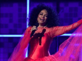 Beyoncé zingt 'Happy Birthday' voor jarige Diana Ross