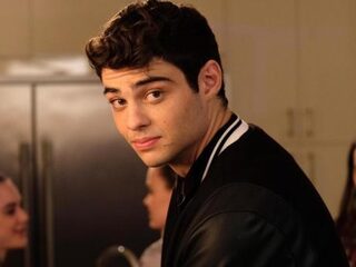 Noah Centineo is 'The Perfect Date' in nieuwe romantische Netflix-tienerfilm