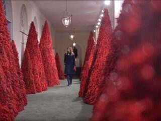 Twitter is confused door aparte kerstdecoratie van familie Trump