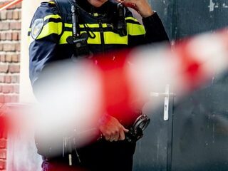 14 jaar en een mes op zak: "Mijn vriend werd voor de school neergestoken"