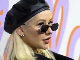 Christina Aguilera onherkenbaar op cover tijdschrift na 'transformatie'