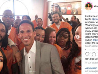 Kim Kardashian post selfie met gevangenen uit Washington DC