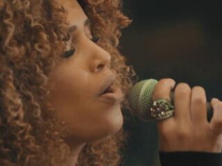 VIDEO: Sharon Doorson covert 'Jungle' van Broederliefde