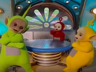Deze Teletubbies remake van 'Get Ur Freak On' is te vreemd om van weg te kijken