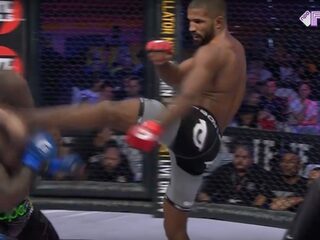 FunX TV in Turijn: Melvin Manhoef knock-out tijdens Bellator 176