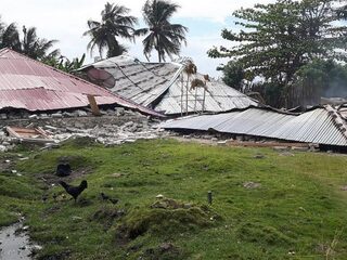 Dodental na aardbeving Molukken loopt op