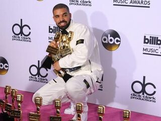 Drake over zijn 'verborgen' zoon en 4 andere redenen waarom je 'Scorpion' niet mag missen