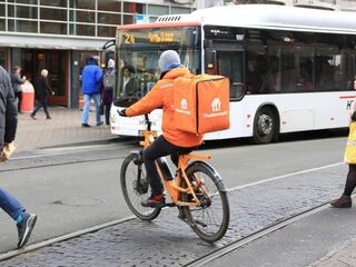 Verbod op maaltijden bezorgen onder de 16 jaar