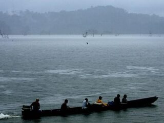 Groot verdriet om bootongeluk in Suriname met minstens zeven doden