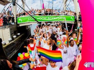 Vaar jij mee op de FunX-boot tijdens de Canal Parade?