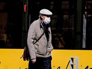 'Mondkapjes enige oplossing om OV te laten rijden'