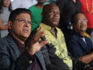 Nog steeds geen verkiezingsuitslag in Suriname, oppositie is bang voor fraude