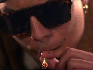 Waarom wordt de wietverslaving van Ronnie Flex zo geminimaliseerd?