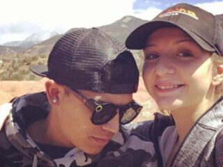 Zwangere YouTuber (19) schiet vriend dood tijdens opnames prank