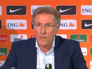 Advocaat wordt nieuwe bondscoach met Gullit als assistent