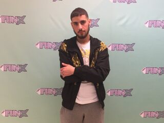 Rapper Tarik: "Ik teken pas ergens als ze met 50.000 euro cash komen"