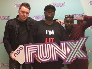 U-Niq en Roya2Faces maken Feyenoordtrack 'Champions'