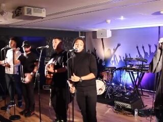 MiC LOWRY zingt 'Human Nature' als ode aan Michael Jackson