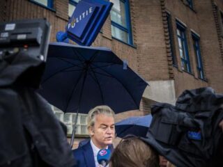 Geert Wilders doet aangifte tegen Rutte wegens discriminatie
