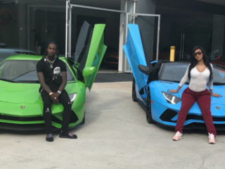 Geen rijbewijs en toch Lamborghini kopen? Cardi B doet het!