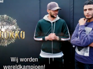 WK Warming-up: Touzani spreekt (en voetbalt) met WK-spelers voor NOS-programma