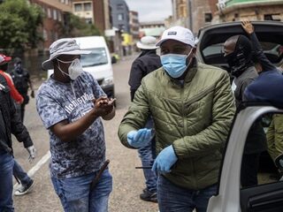 Waarom horen we zo weinig over het coronavirus in Afrika?