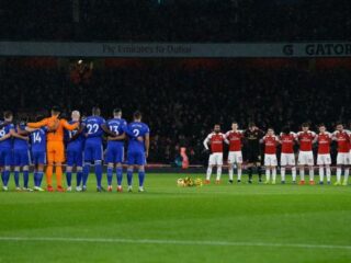Eerbetoon aan vermiste Emiliano Sala bij wedstrijd Arsenal-Cardiff