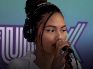 Ayden doet 'Déjà Vu' voor het eerst live zonder Ronnie Flex