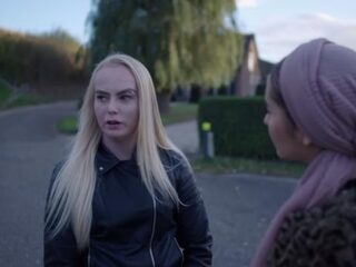 Killerclown bezorgde haar onlangs een hersenschudding en meer