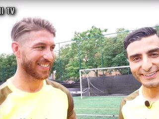 Touzani interviewt Sergio Ramos: "Liever voor open goal missen, dan panna krijgen"