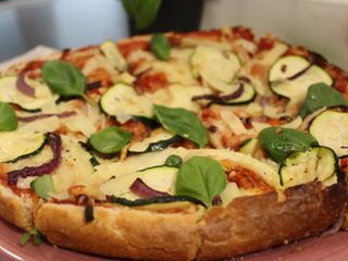 VIDEO: FunX Tjaps - Pizza op Turks brood