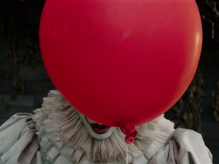 ‘IT’ kijken terwijl je omringd bent door clowns
