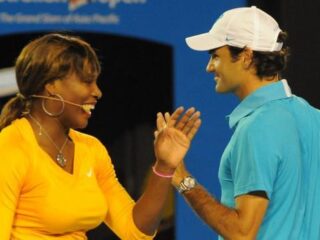 Serena Williams tennist op nieuwjaarsdag tegen Roger Federer