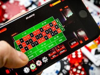 Minderjarigen kunnen makkelijk online gokken: maatregelen ontbreken