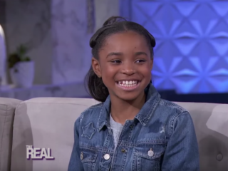 VIDEO: 10-jarige actrice Saniyya is naast getalenteerd ook té cute!
