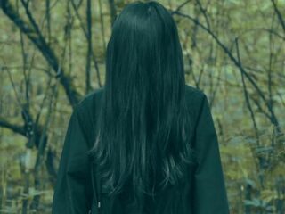 Halloween ghost stories: "Ik kwam uit de wc en zag dat ze bezeten was"