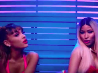 NANDOLEAKS: Ariana Grande en Nicki Minaj rocken sexy outfits in 'Side by side'